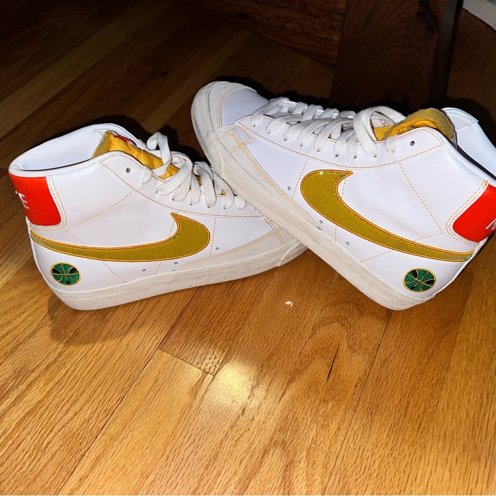 Nike shoes